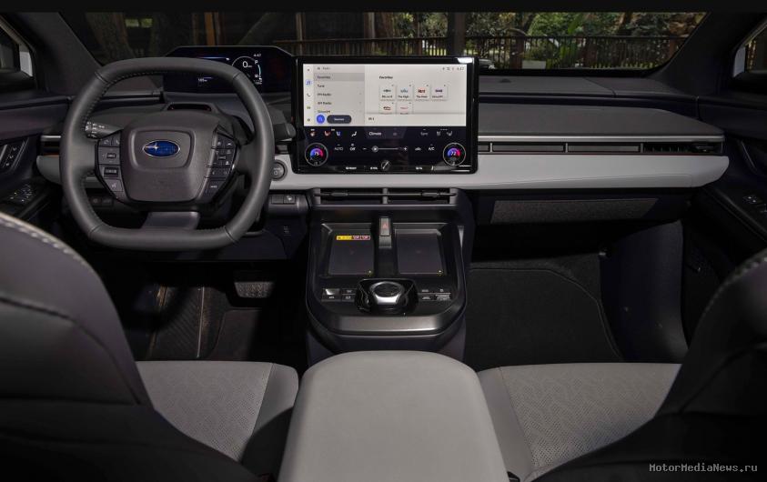 Интерьер Subaru Solterra 2026