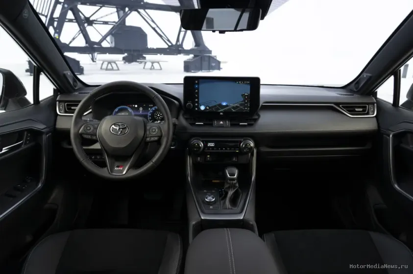 Toyota RAV4 Hybrid 2023 торпедо