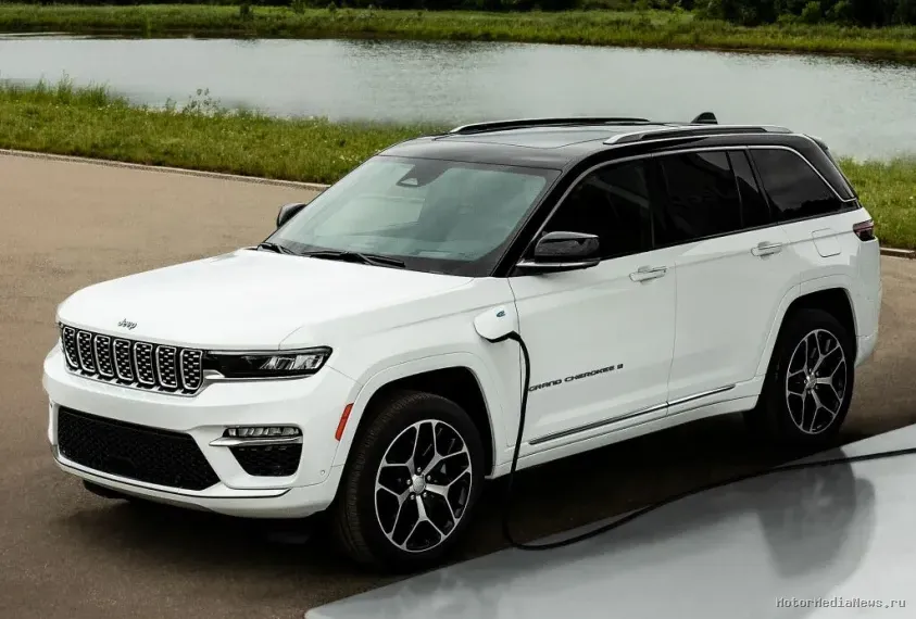 Дизайн Jeep Grand Cherokee 4XE Plag-in