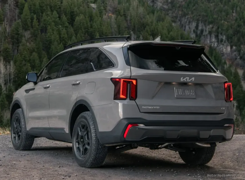 Kia Sorento 2024 вид на задний бампер